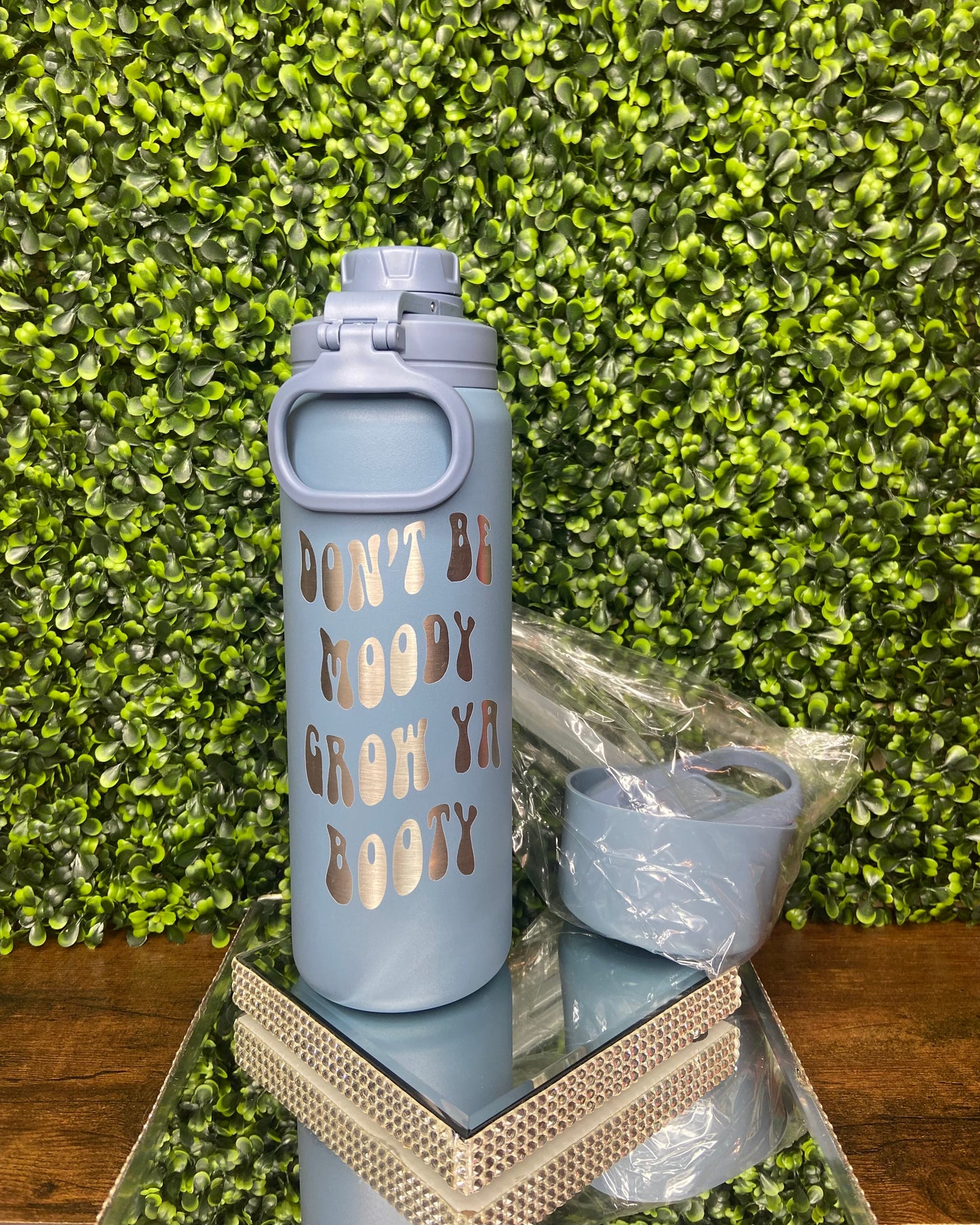 26 Oz “This Is What A Badass Looks Like” Blue Insulated Stainless Steel Hydrapeak Water Bottle