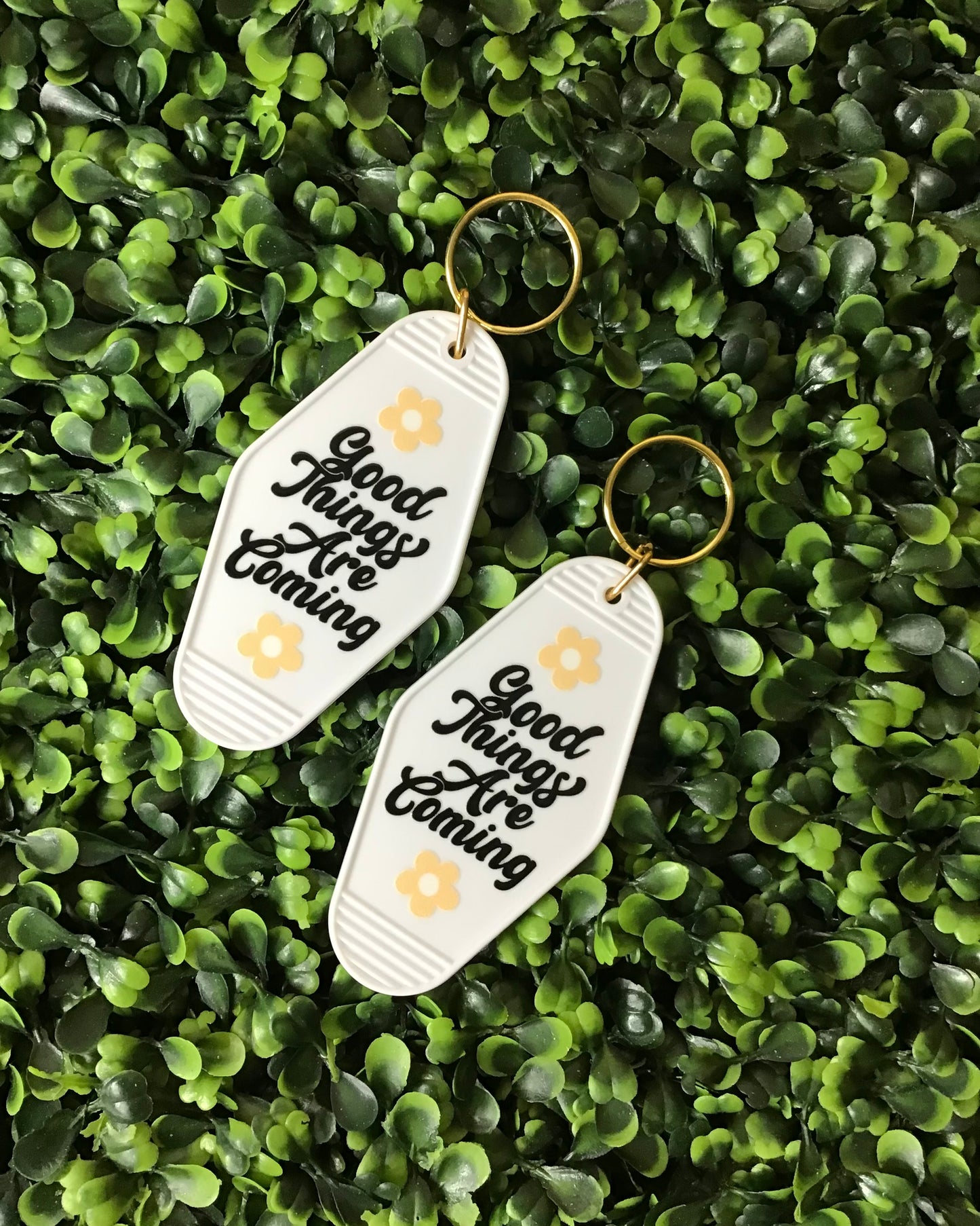“Good Things Are Coming” White Keychain
